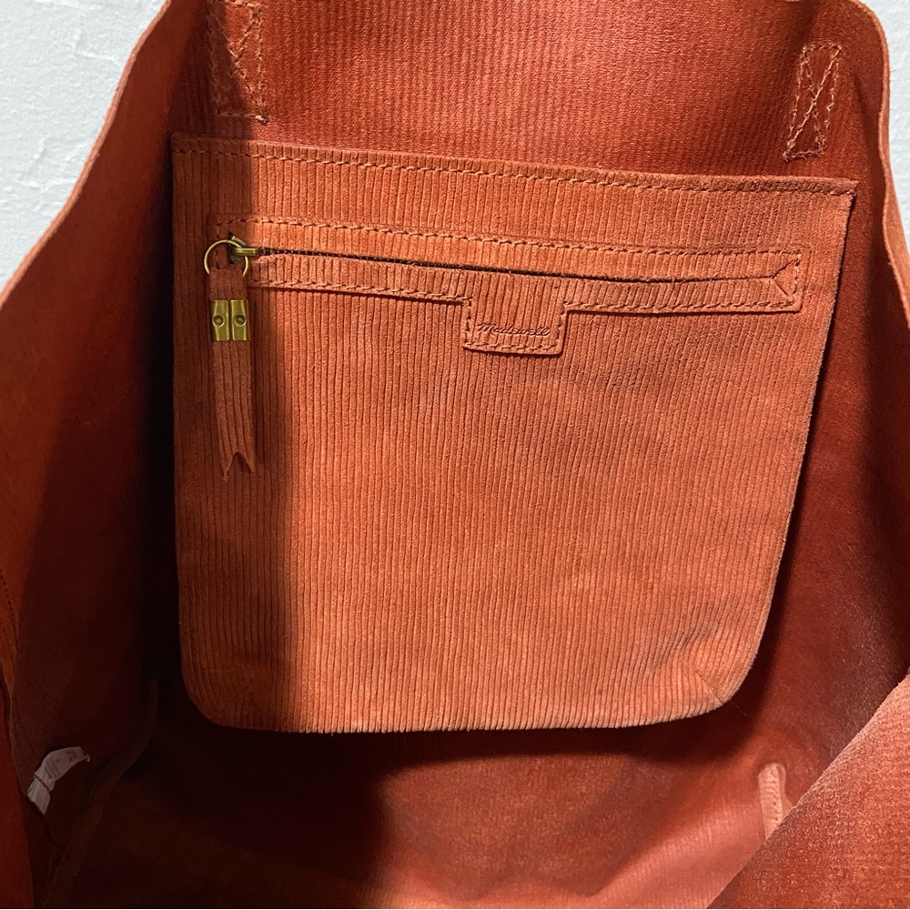 Madewell The Transport Tote RUSSET Corduroy Suede - Picture 4 of 16